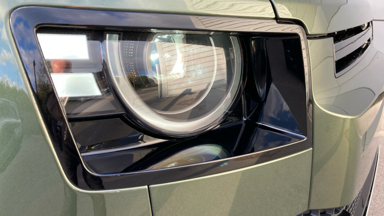 Land Rover Defender 3.0 D250 X-Dynamic SE 90 3dr Auto Diesel Estate